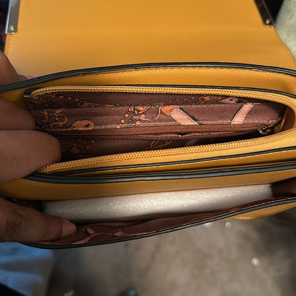 Top handle bag - Picture 3 of 3